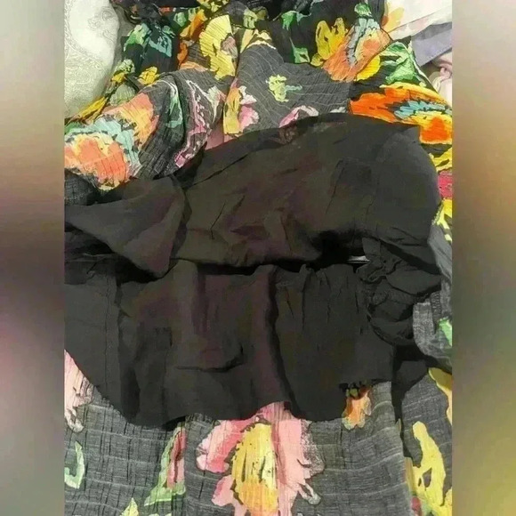 Urban Outfitters NWOT Aubrey floral off shoulder mini dress size medium - Picture 9 of 11